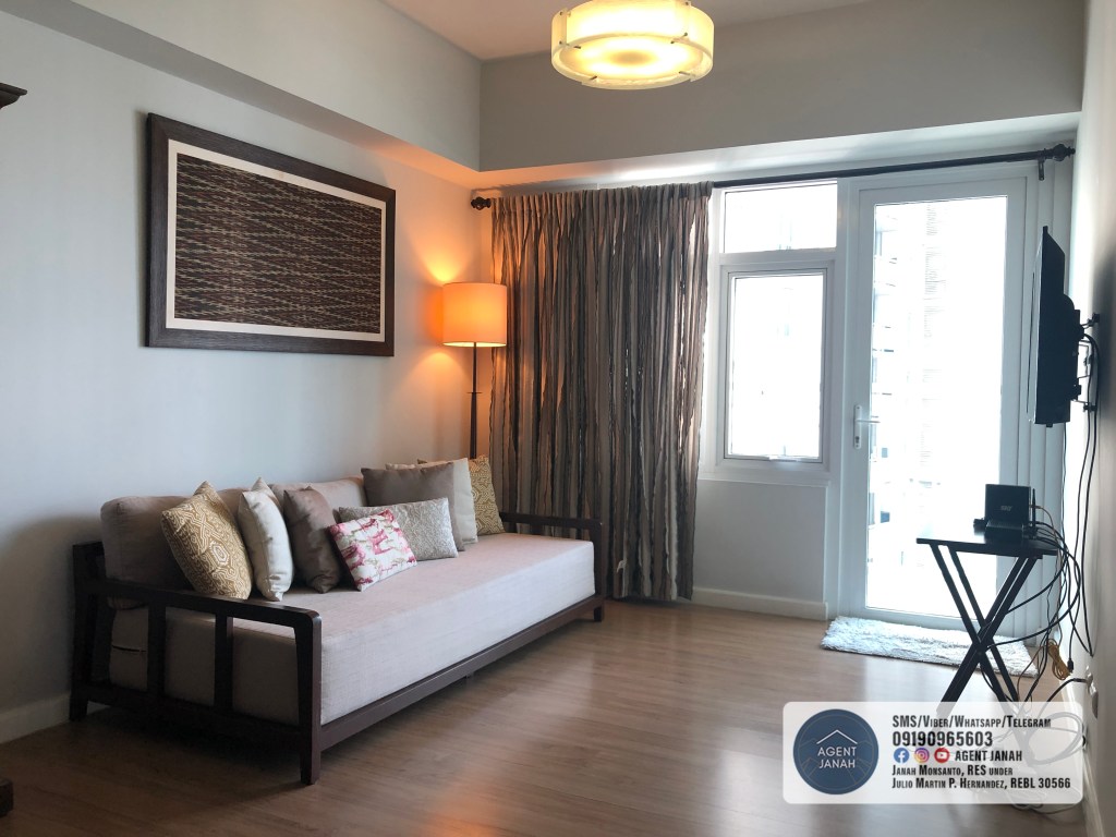 1BR Condo in High End Community at Two Serendra, BGC, Taguig [Not&nbsp;Available]