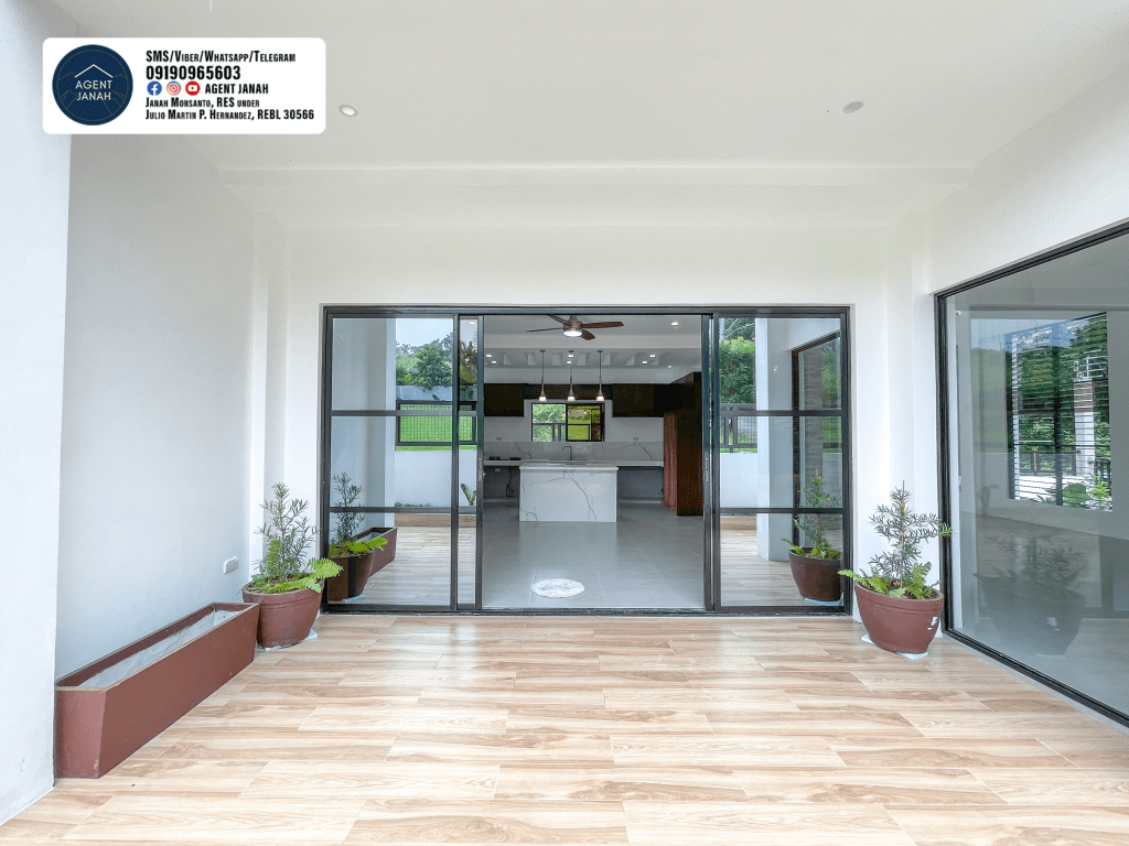 Lanai - RFO 6BR House & Lot in Sun Valley Estates