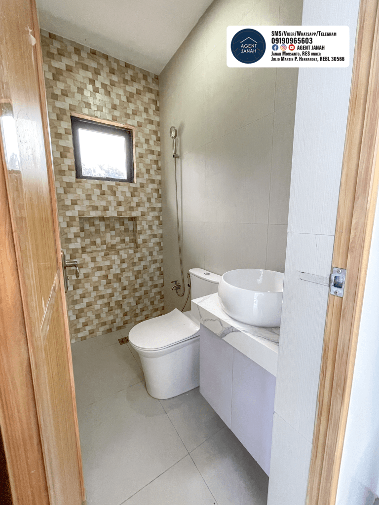 Bathrooms - RFO 6BR House & Lot in Sun Valley Estates