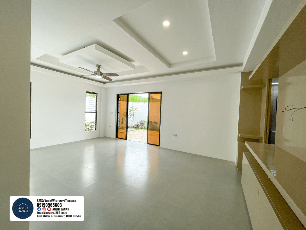 Bedrooms - RFO 6BR House & Lot in Sun Valley Estates