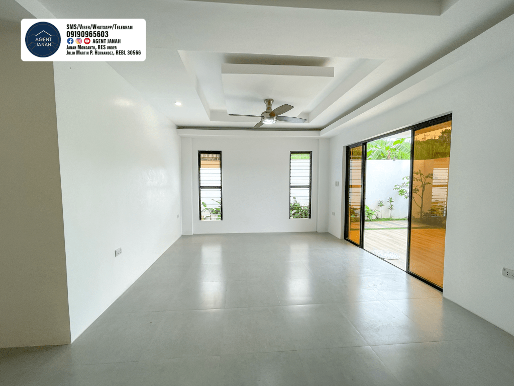 Bedrooms - RFO 6BR House & Lot in Sun Valley Estates