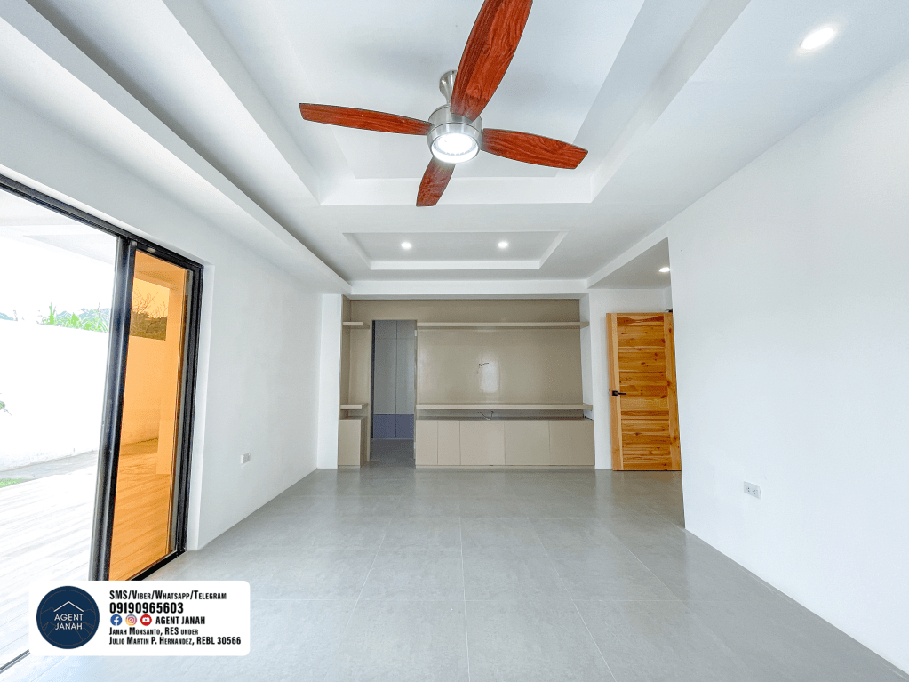 Bedrooms - RFO 6BR House & Lot in Sun Valley Estates