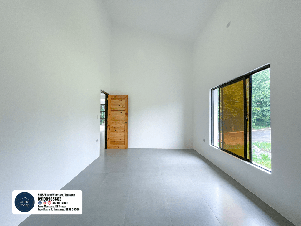 Bedrooms - RFO 6BR House & Lot in Sun Valley Estates