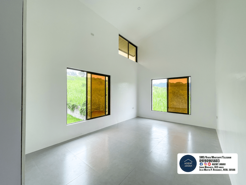 Bedrooms - RFO 6BR House & Lot in Sun Valley Estates